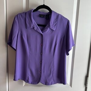Laura Scott Lavender Short-Sleeve Button-Front Blouse